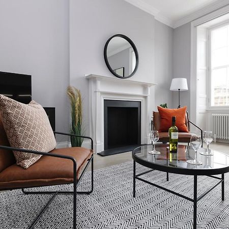 Joivy Luxurious Apt On Notable George Street Эдинбург Экстерьер фото