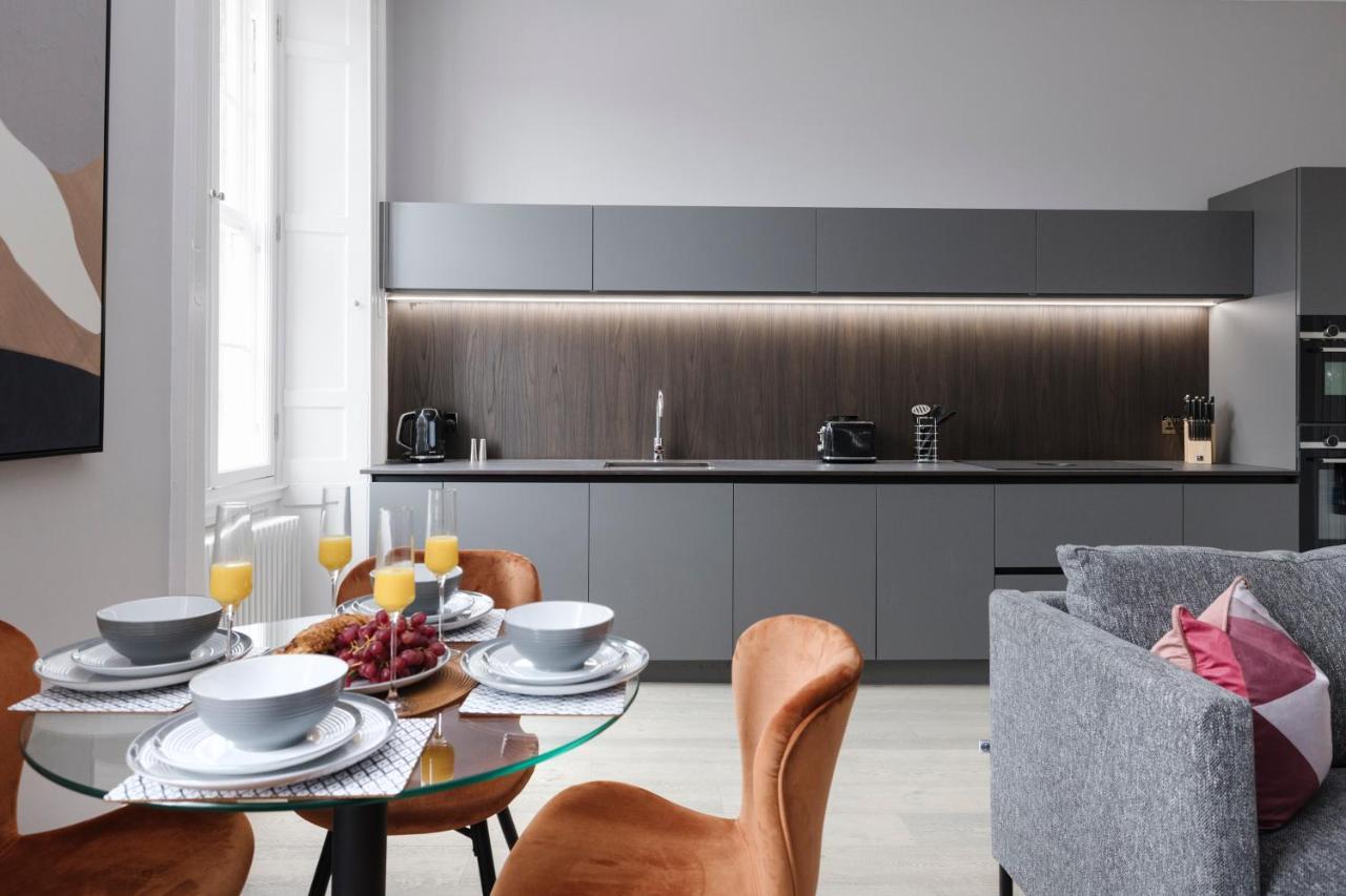 Joivy Luxurious Apt On Notable George Street Эдинбург Экстерьер фото
