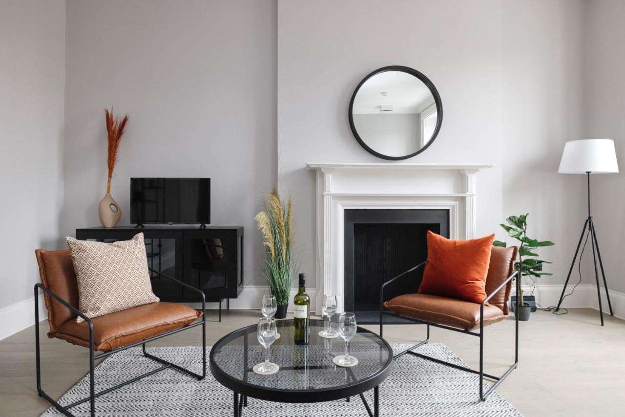 Joivy Luxurious Apt On Notable George Street Эдинбург Экстерьер фото